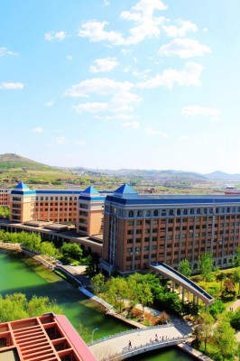 渤海大学